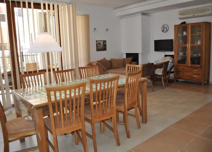 Sun Village Byala بيت للعطل *